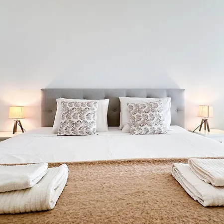 Breathtaking Ocean & Views By Becherish