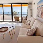 Breathtaking Ocean & Views By Becherish 아파트